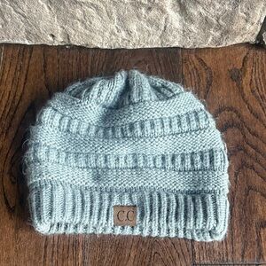 CC Cable knit beanie